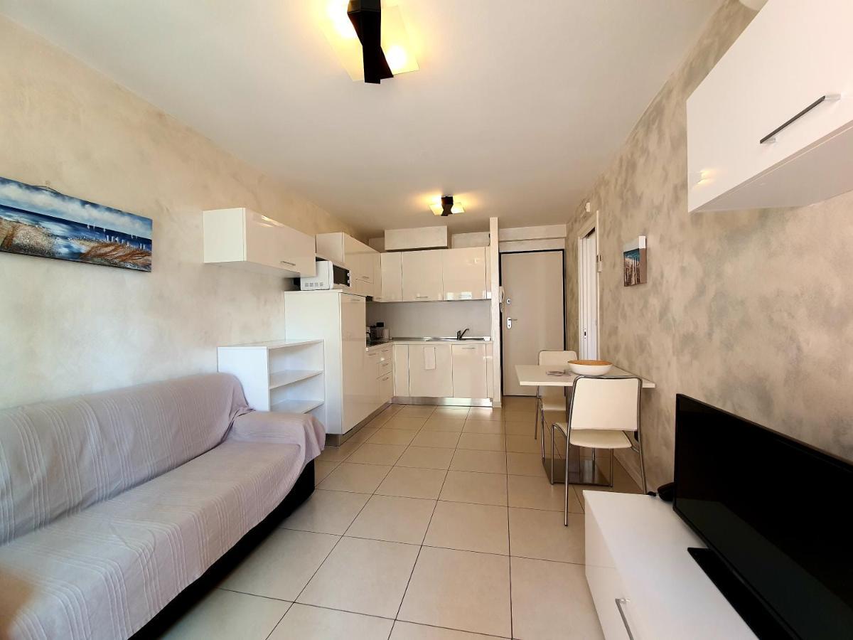 Capitol Aparthotel 2*